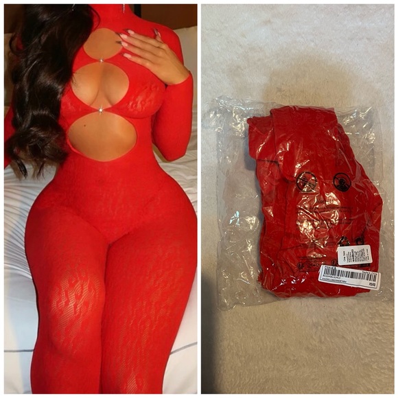 sexy red bodysuit - Picture 1 of 1